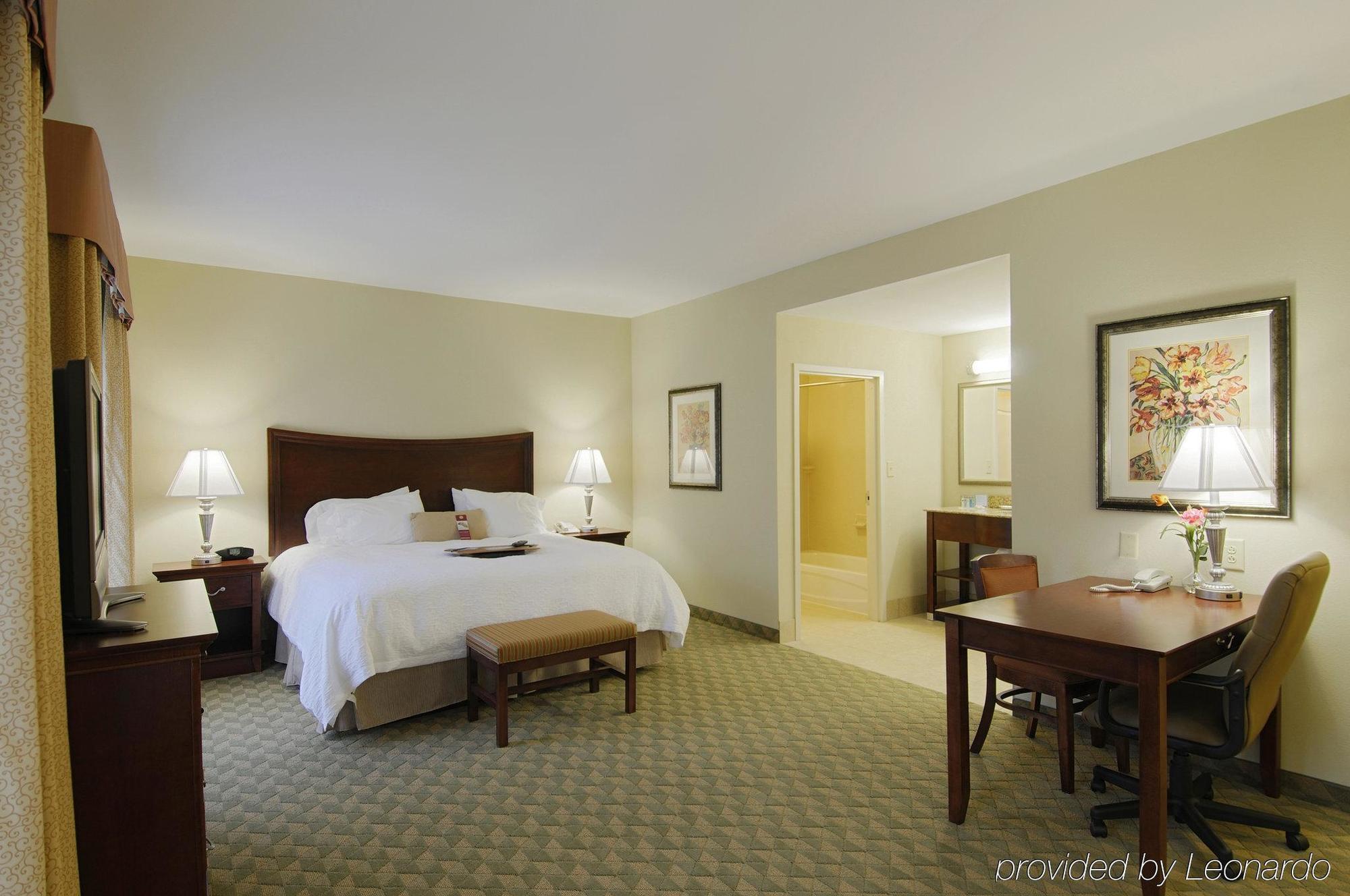Hampton Inn & Suites Southern Pines-Pinehurst Aberdeen Pokoj fotografie